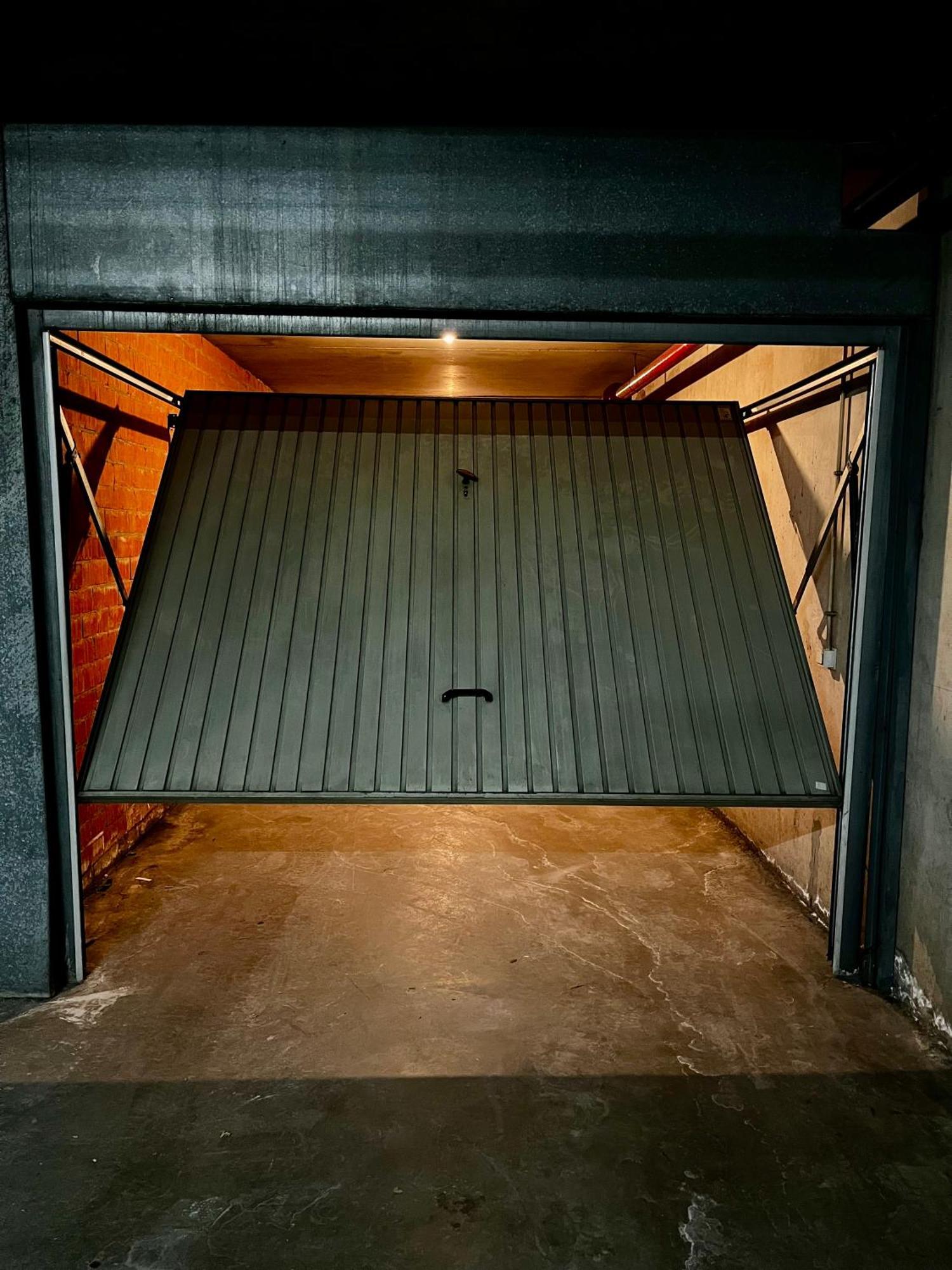 Big Apartment With Parking In Amberes Exterior foto