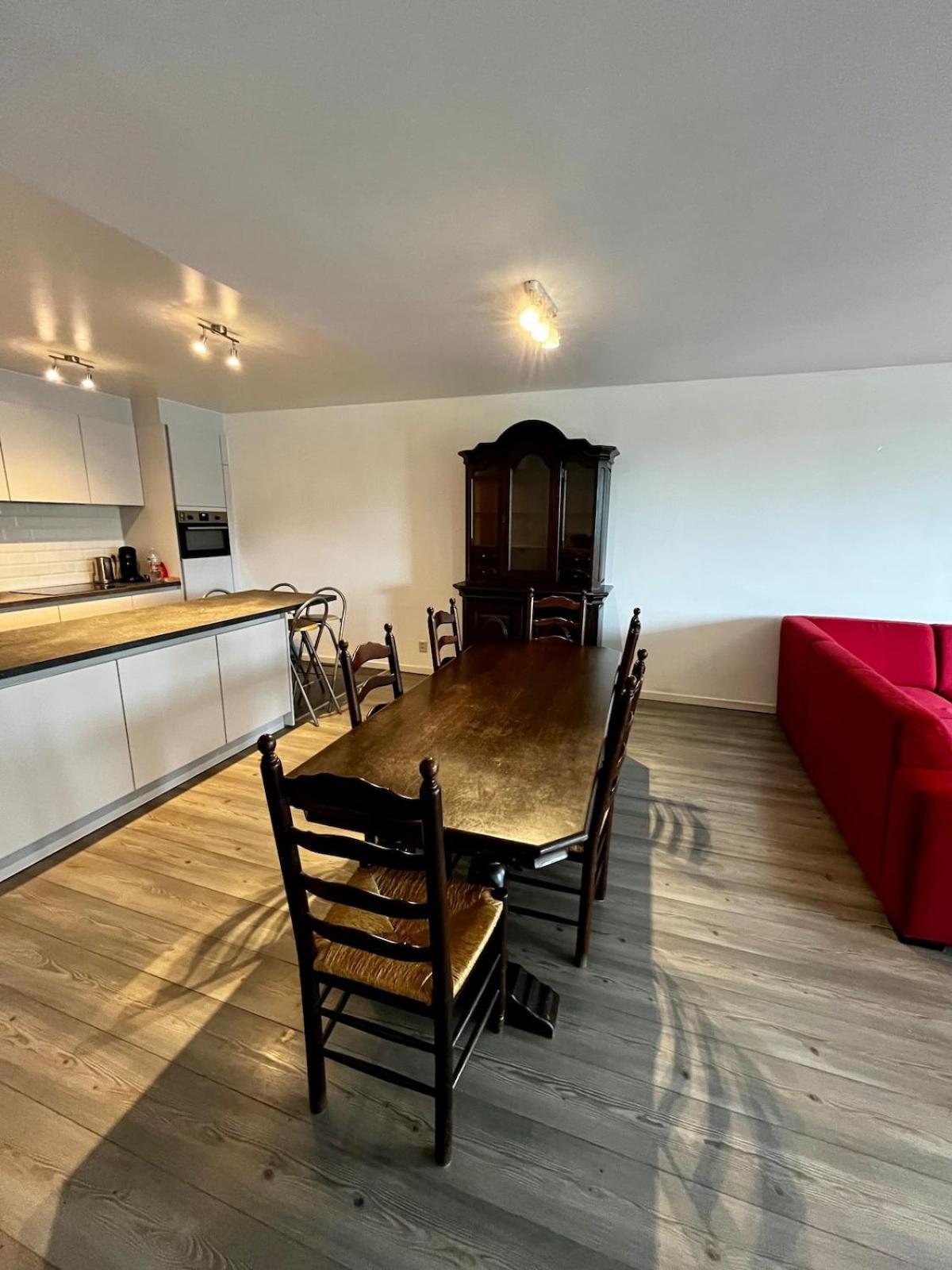 Big Apartment With Parking In Amberes Exterior foto